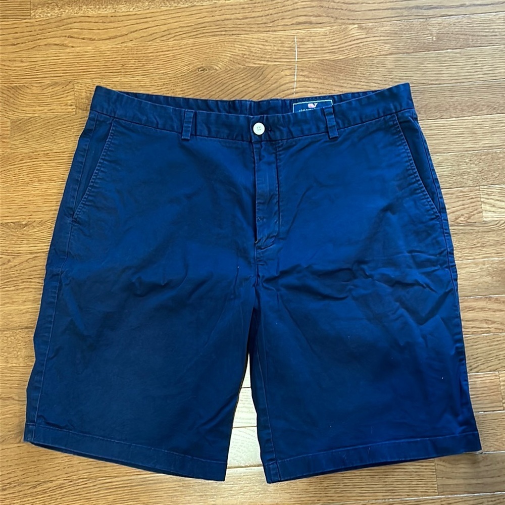 Vineyard Vines Men’s Navy Shorts Size 40
